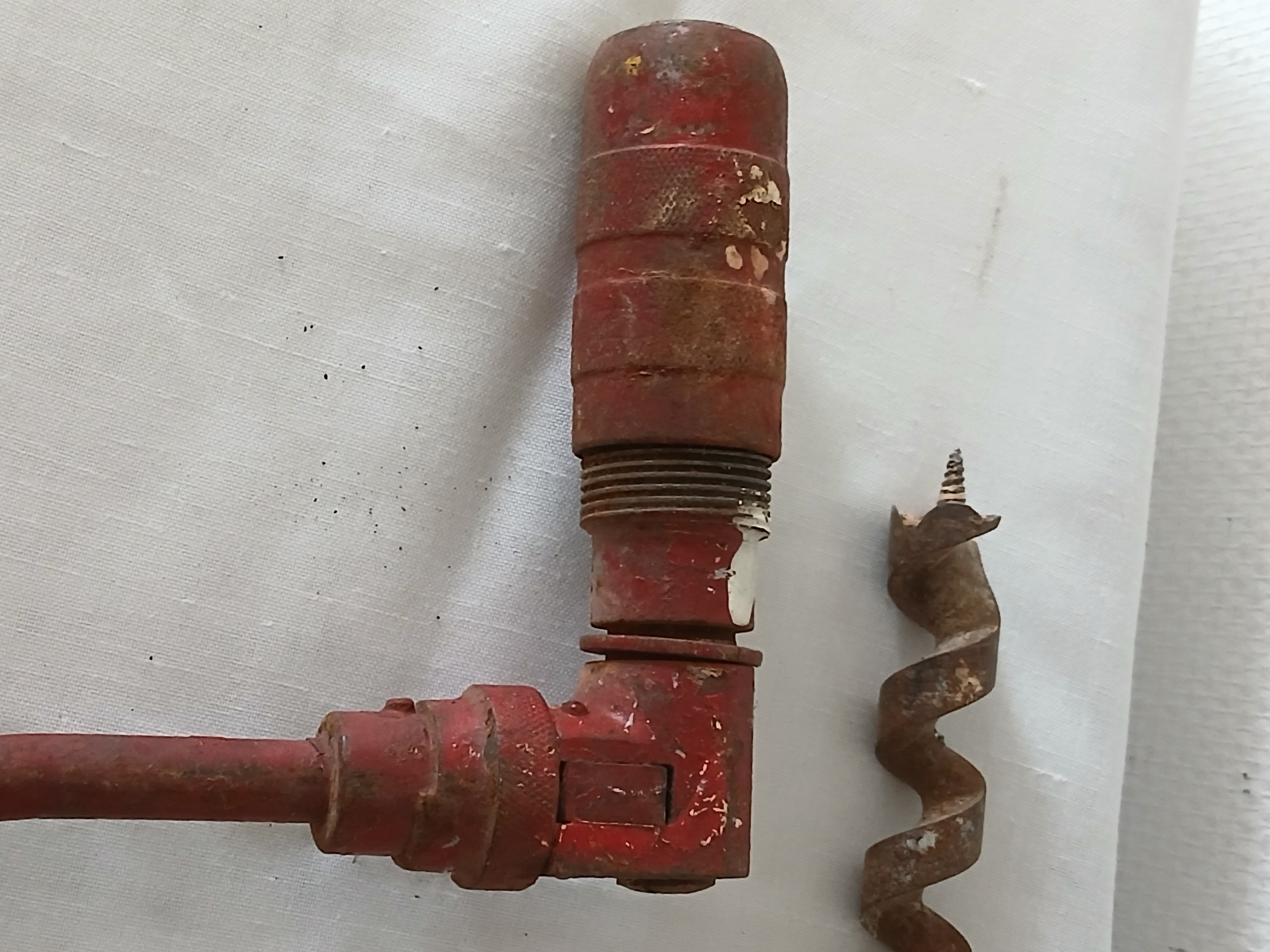 Outil ancien chignole, perçeuse à main et un foret - Bon état - Photo 7